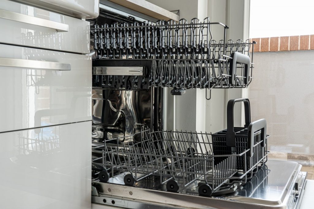 How to Perfectly Install a New Dishwasher?